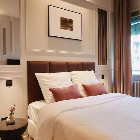 Rosso Levanto - Duke Housing Apartment Paris